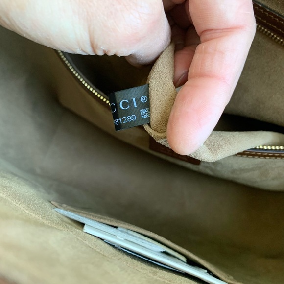 Gucci Monogram Shoulder Tote Bag - Picture 8 of 11